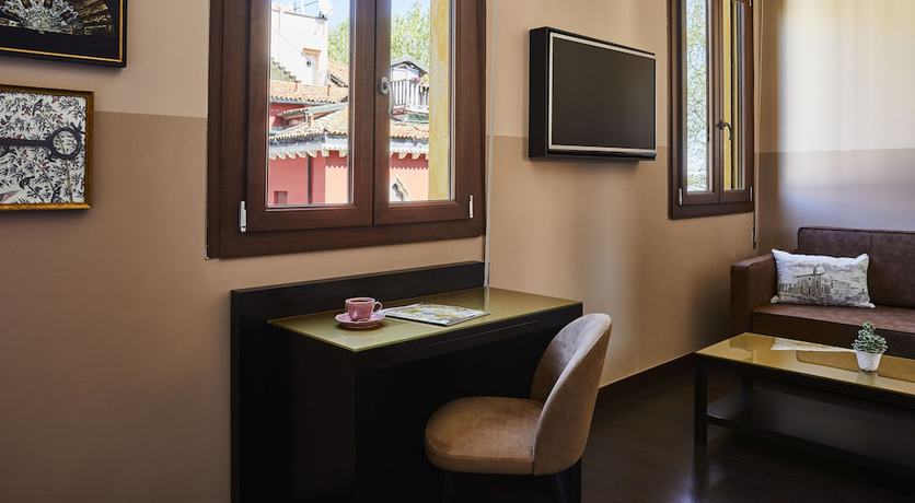 Imagen de la habitación del Hotel Indigo Venice Sant'Elena. Foto 4