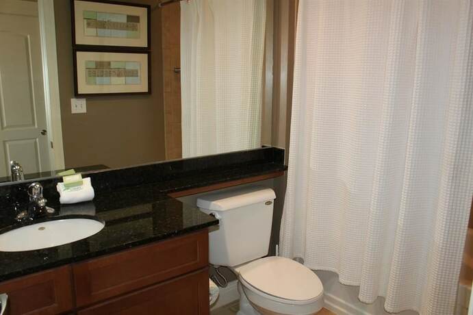 Imagen general del Hotel Indigo by Luxury Coastal Vacations. Foto 10
