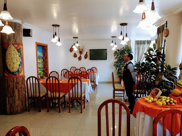 Imagen del bar/restaurante del Hotel Indio Inn. Foto 3