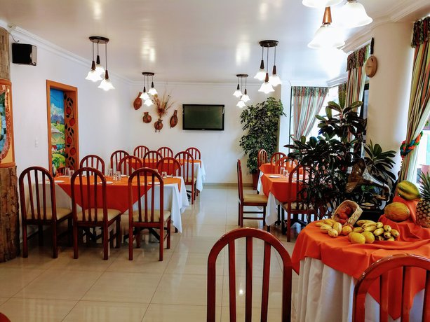 Imagen del bar/restaurante del Hotel Indio Inn. Foto 4