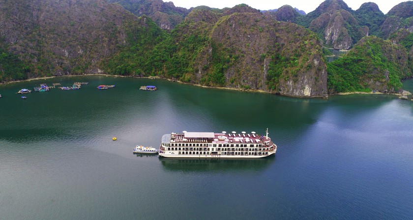 Imagen general del Hotel Indochine Cruise Lan Ha Bay. Foto 1