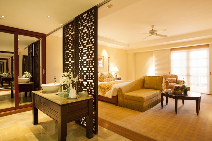 Imagen de la habitación del Hotel Indochine Palace, Phu Hoi. Foto 2