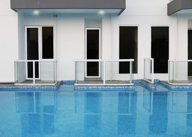 Imagen de la piscina del Hotel Indoluxe Rent Apartment Jogja. Foto 10