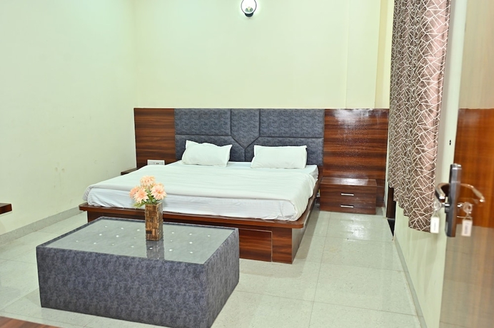 Imagen de la habitación del Hotel Indore Palace. Foto 10