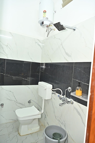 Imagen de la habitación del Hotel Indore Palace. Foto 15