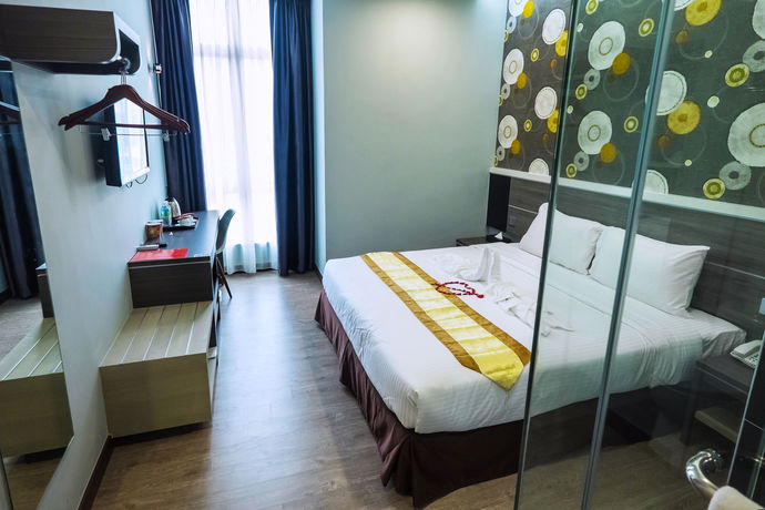 Imagen de la habitación del Hotel Indra. Foto 9