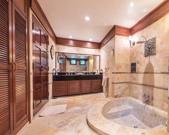 Imagen de la habitación del Hotel Indra Maya Pool Villas. Foto 5