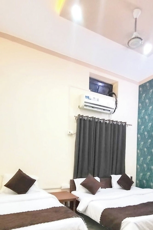 Imagen de la habitación del Hotel Indra, Varanasi. Foto 6
