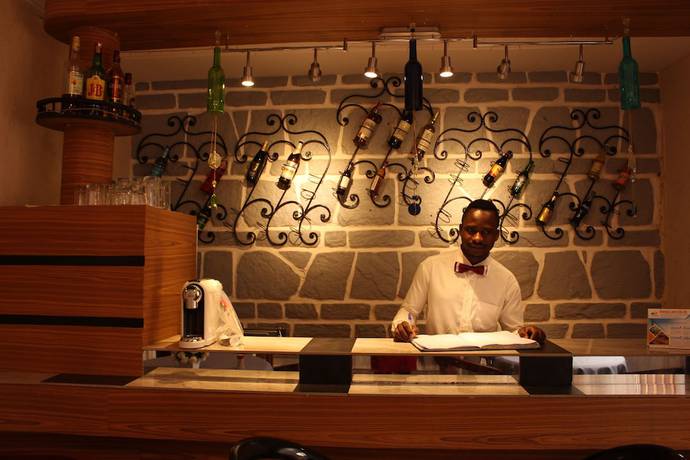 Imagen general del Hotel Indra, Yaoundé. Foto 1