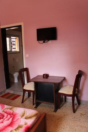 Imagen de la habitación del Hotel Indra, Yaound&eacute;. Foto 11