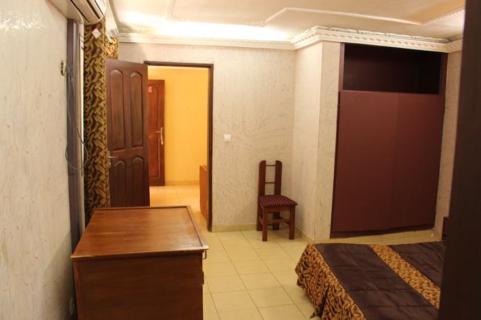 Imagen de la habitación del Hotel Indra, Yaound&eacute;. Foto 12