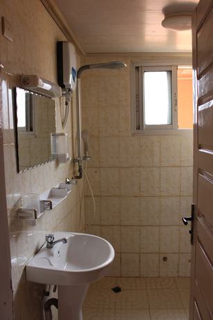 Imagen de la habitación del Hotel Indra, Yaound&eacute;. Foto 17