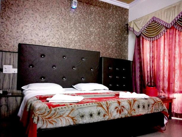 Imagen de la habitación del Hotel Indraprastha, Pachmarhi. Foto 10