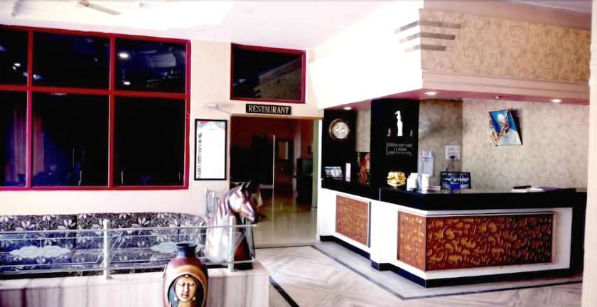 Imagen de los interiores del Hotel Indraprastha, Pachmarhi. Foto 20