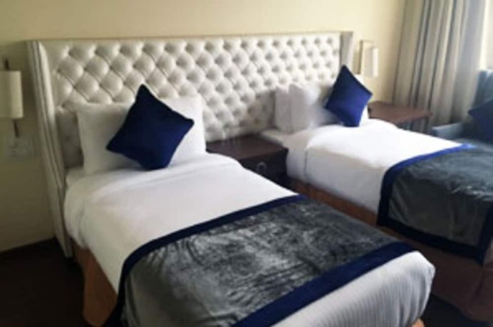 Imagen de la habitación del Hotel Indraprastha Spa Resort. Foto 19
