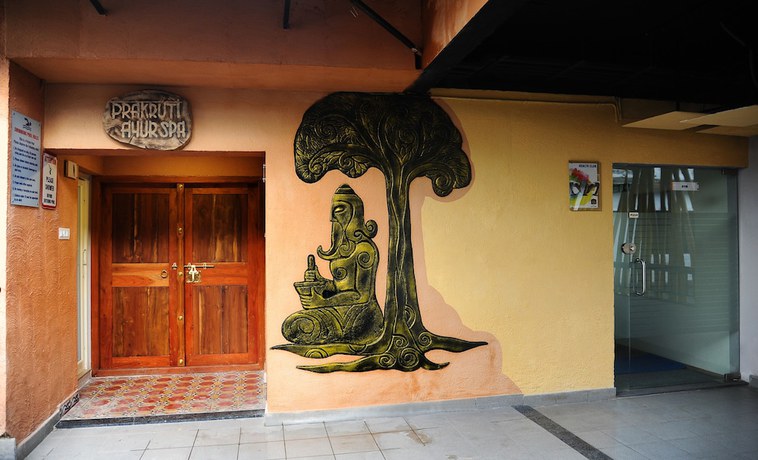 Imagen de los interiores del Hotel Indriya Wayanad. Foto 18