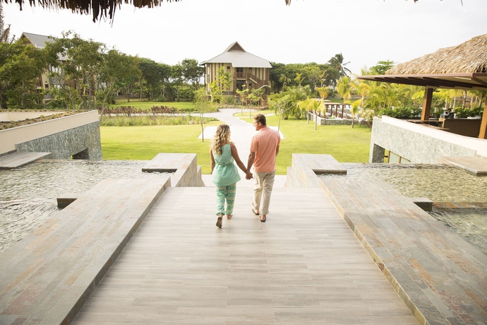 Imagen de los interiores del Hotel Indura Beach and Golf Resort, Curio Collection By Hilton. Foto 12