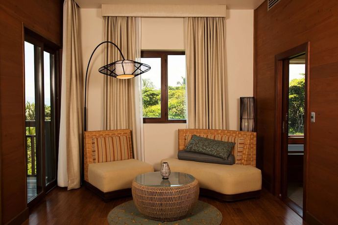 Imagen de la habitación del Hotel Indura Beach and Golf Resort, Curio Collection By Hilton. Foto 9