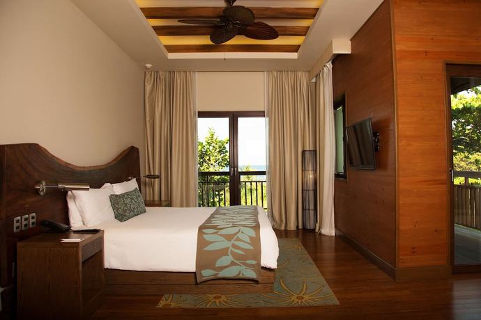 Imagen de la habitación del Hotel Indura Beach and Golf Resort, Curio Collection By Hilton. Foto 10