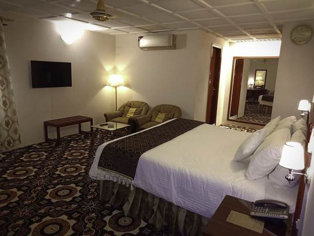 Imagen de la habitación del Hotel Indus. Foto 2