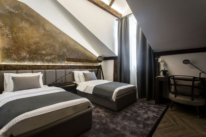 Imagen de la habitación del Hotel Industrial 1853. Foto 13