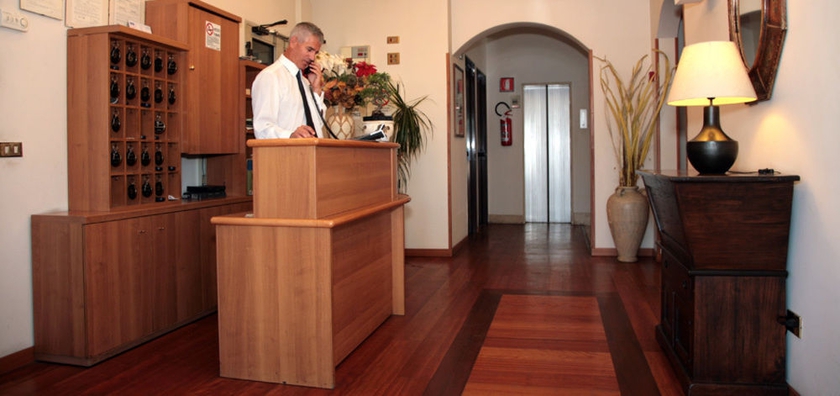 Imagen de los interiores del Hotel Industrial. Foto 14