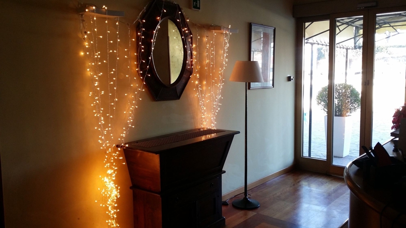 Imagen de los interiores del Hotel Industrial. Foto 15