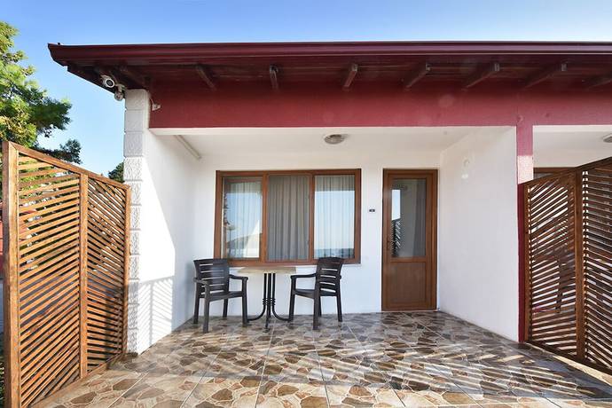 Imagen de la habitación del Hotel Inebolu Gardenya. Foto 12