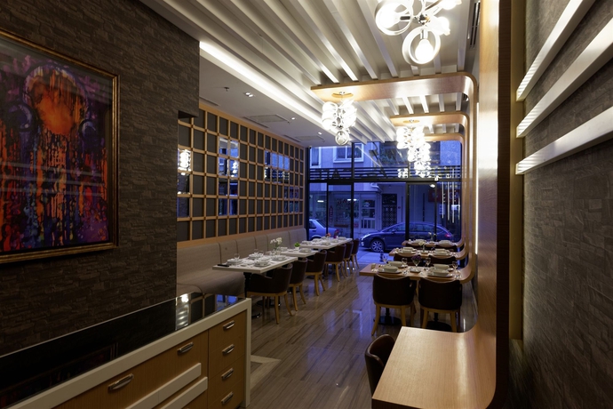 Imagen del bar/restaurante del Hotel Inera Pendik. Foto 2