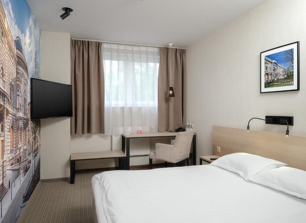 Imagen de la habitación del Hotel Iness. Foto 3
