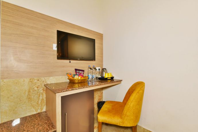 Imagen de la habitación del Hotel Infa. Foto 3