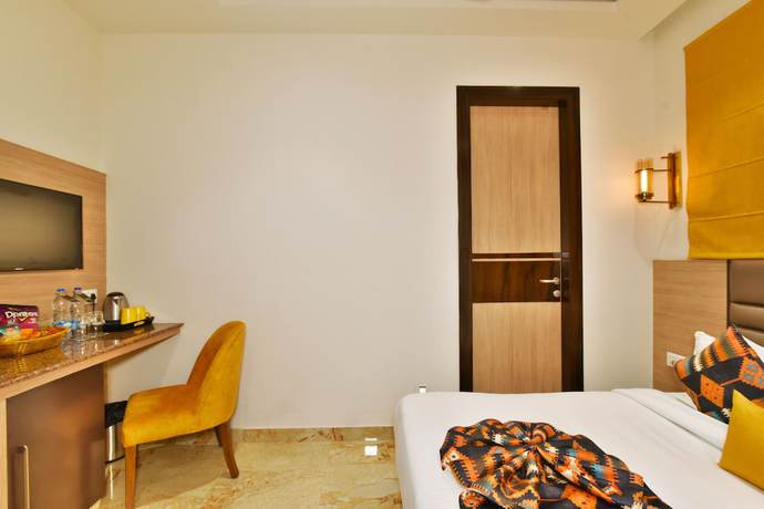 Imagen de la habitación del Hotel Infa. Foto 5