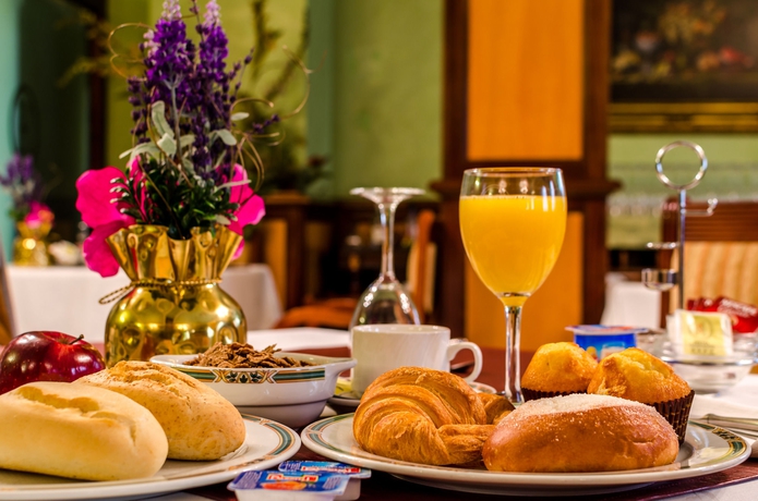 Imagen del bar/restaurante del Hotel Infanta Cristina. Foto 2