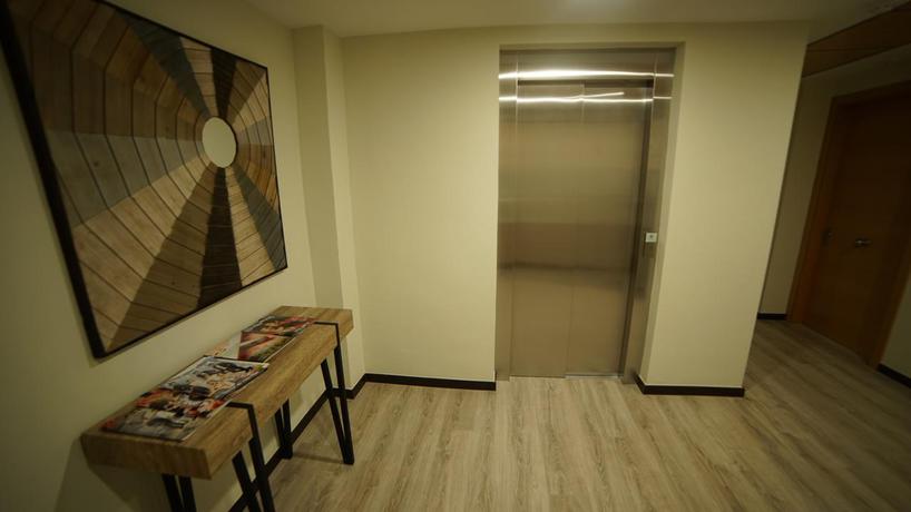 Imagen de los interiores del Hotel Infante Antequera. Foto 11