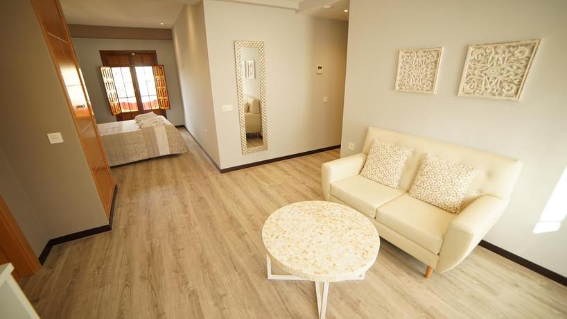 Imagen de la habitación del Hotel Infante Antequera. Foto 7