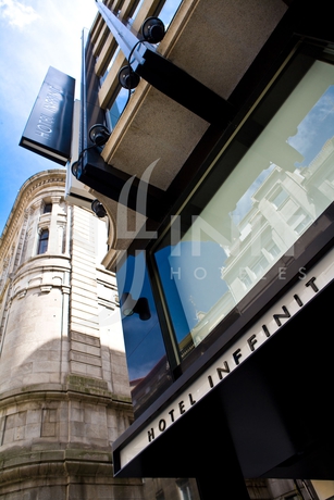 Imagen de los exteriores del Hotel Inffinit. Foto 13