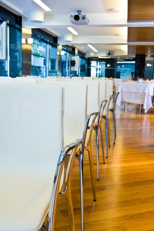 Imagen del bar/restaurante del Hotel Inffinit. Foto 5