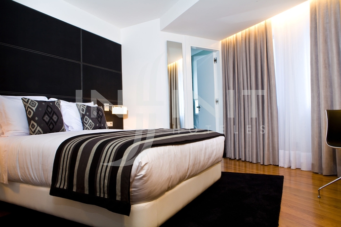 Imagen de la habitación del Hotel Inffinit. Foto 10