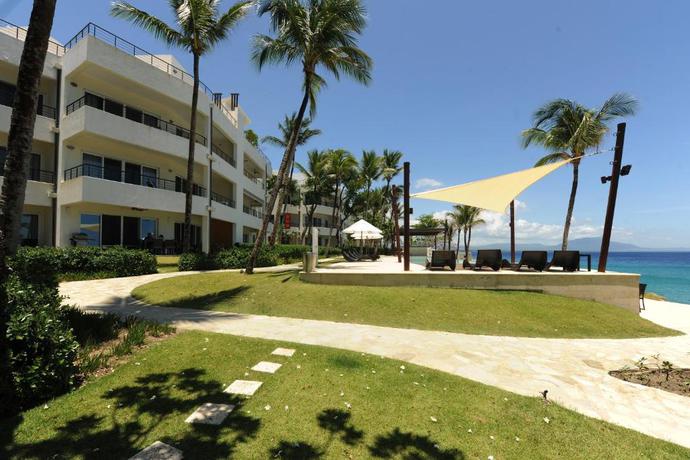 Imagen general del Hotel Infiniti Blu Luxury Ocean Front Condos. Foto 7