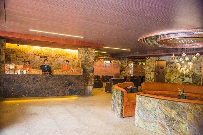 Imagen de los interiores del Hotel Infiniti Hotel and Spa. Foto 18