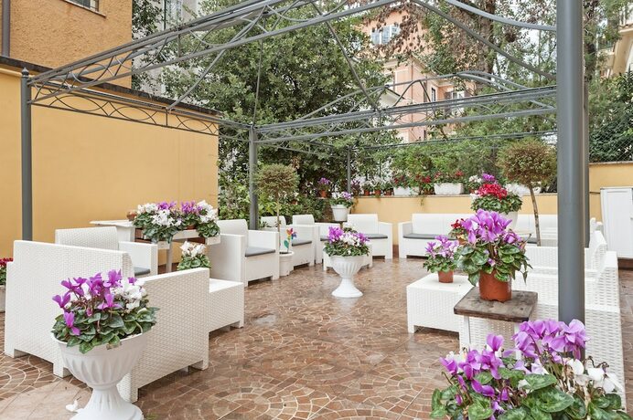 Imagen general del Hotel Infinito, Roma. Foto 6