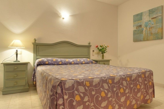 Imagen de la habitación del Hotel Infinity Bay Spa and Beach Resort. Foto 13