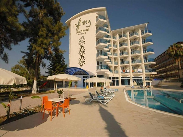 Imagen general del Hotel Infinity Beach. Foto 8
