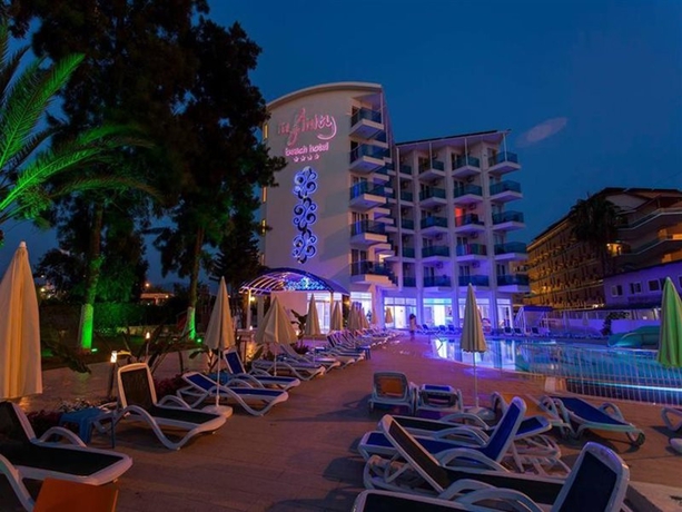 Imagen general del Hotel Infinity Beach. Foto 12