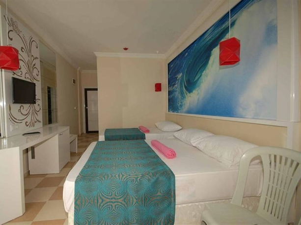 Imagen general del Hotel Infinity Beach. Foto 15