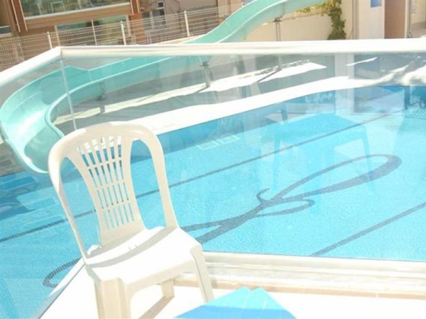 Imagen general del Hotel Infinity Beach. Foto 16