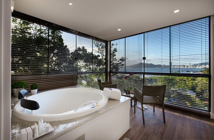 Imagen de la habitación del Hotel Infinity Blue Resort and Spa. Foto 4