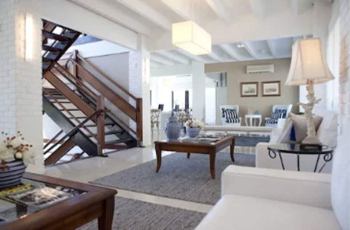 Imagen de los interiores del Hotel Infinity Blue Resort and Spa. Foto 18