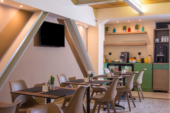 Imagen del bar/restaurante del Hotel Infinity City Boutique. Foto 3