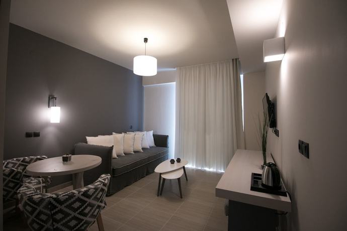 Imagen de la habitación del Hotel Infinity Gytheio. Foto 15
